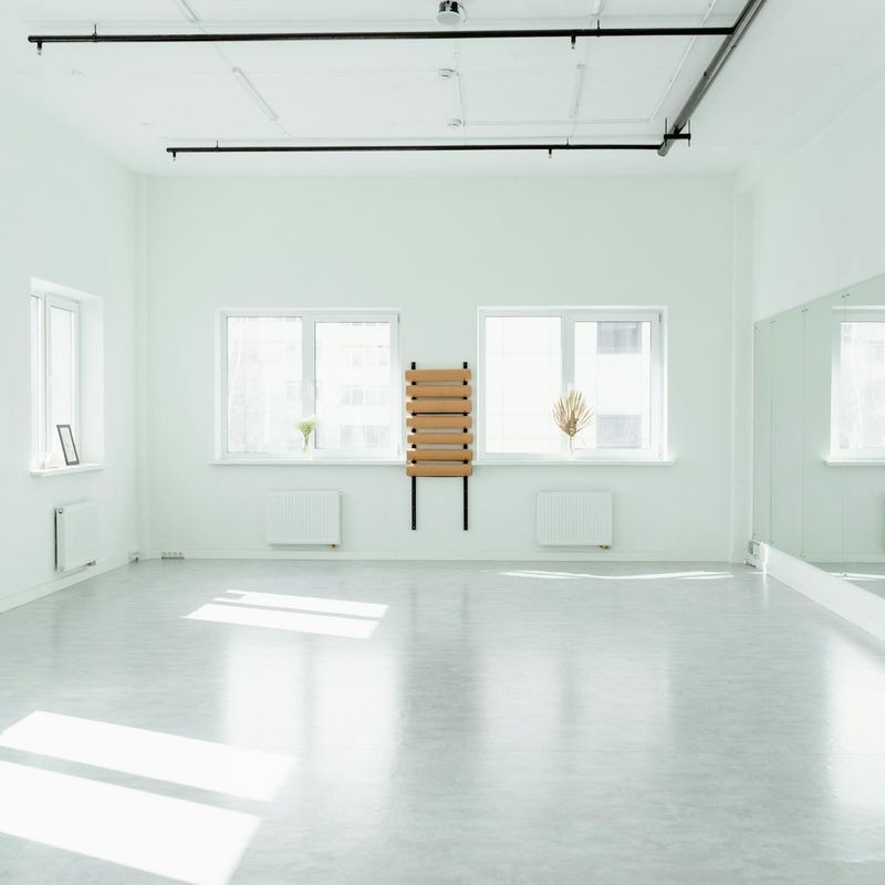 Spacious, calm training area with natural light.